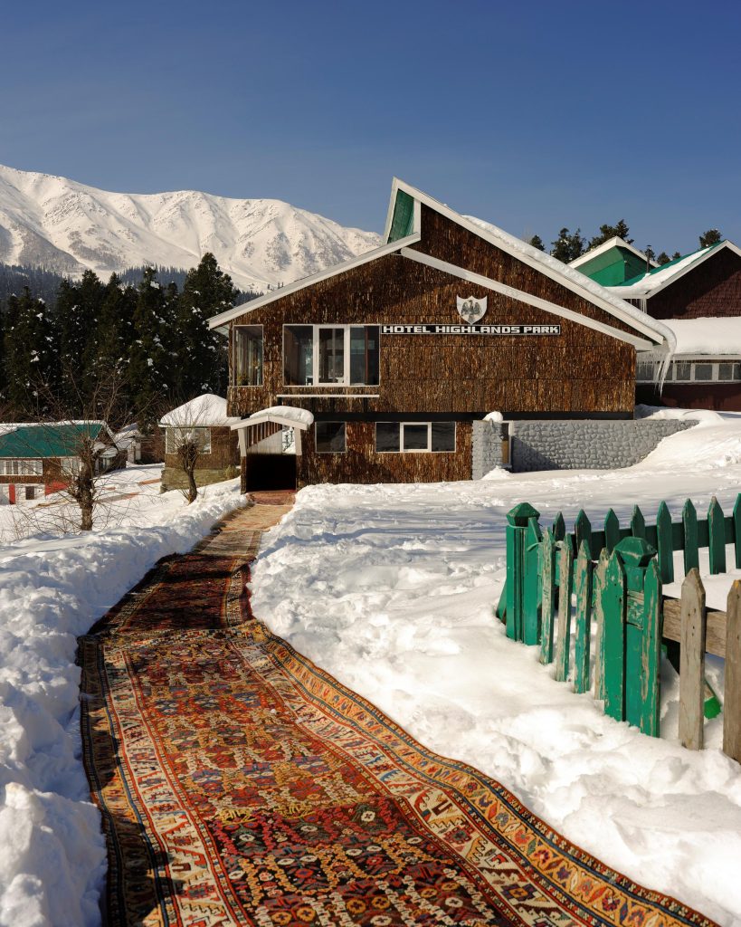 Gulmarg-3-3-819x1024.jpg